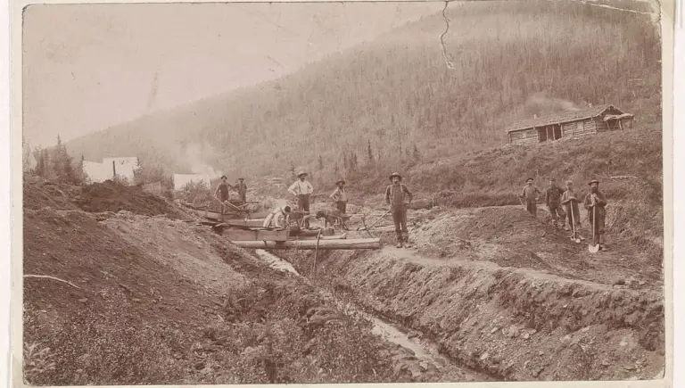 19th century gold rush town historical photo | Forgotten American Towns